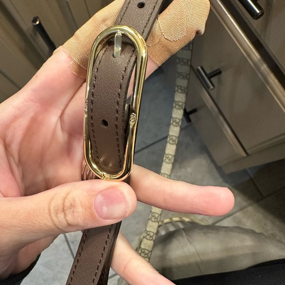 Gucci 20mm belt reversible brown and Gucci sign - Picture 6 of 6